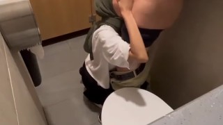 Bokep Indo Premium Jilbab Xax Baby Eksib Ngewe Di Toilet Mall