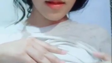 Toket Putih Kak Laras Tiktokers Cantik